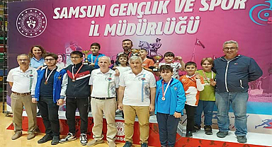 Satrançta Atatürk turnuvası ödülleri takdim edildi