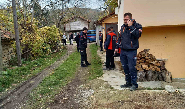 Sinop Erfelek'te aşırı fırtına tahıl ambarını devirdi: 1 ölü