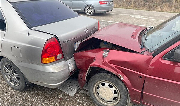 Amasya'da yoğun sis 4 trafik kazasına sebep oldu