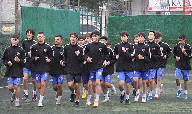 Atakum Belediyespor U15 hazırlıklarına devam ediyor!
