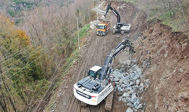Atakum'da 8 mahallenin yol çilesi bitiyor