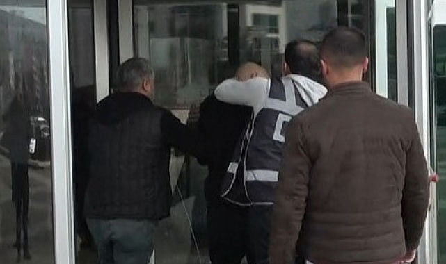 Bolu'da hırsız adliyenin kapısına kafa attı