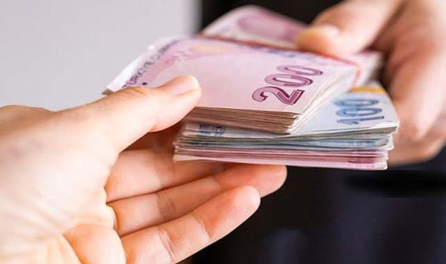 Emeklilikte yaşa takılanlar: 100 bin EYT dosyası hala onay bekliyor!