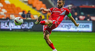 Emre Kılınç yükselen formuyla Samsunspor'u güçlendiriyor