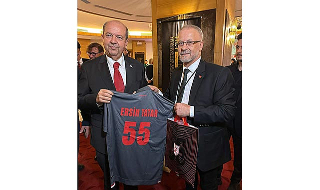 Ersin Tatar’a 55 numaralı Samsunspor forması