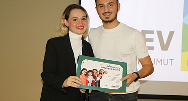 LÖSEV'den Samsun'da DHA muhabirine ödül
