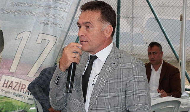 Muhtar Kumbasar’dan Samsunspor’a pankartlı destek