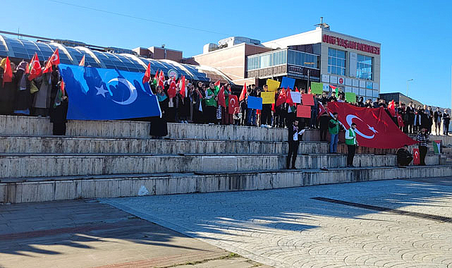 OMÜ'de şehitleri anma yürüyüşü