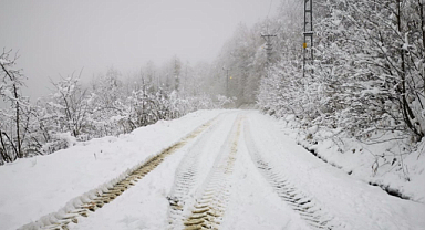Salıpazarı'na kar yağdı