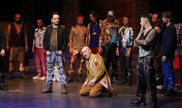 SAMDOB Rigoletto operasını Samsun'da sahneledi