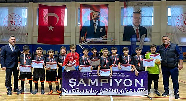 Samsun'da Bereket YBO Salıpazarı Futsal Ligi'nde şampiyon!
