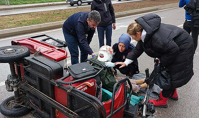 Samsun'da bisiklet ile ambulans çarpıştı! Yaralılar var