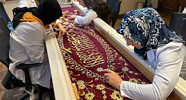 Samsun'da Mihrimah Sultan'ın puşidesi ilmek ilmek işleniyor