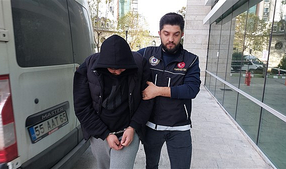 Samsun'da uyuşturucu ve silahla yakalandı