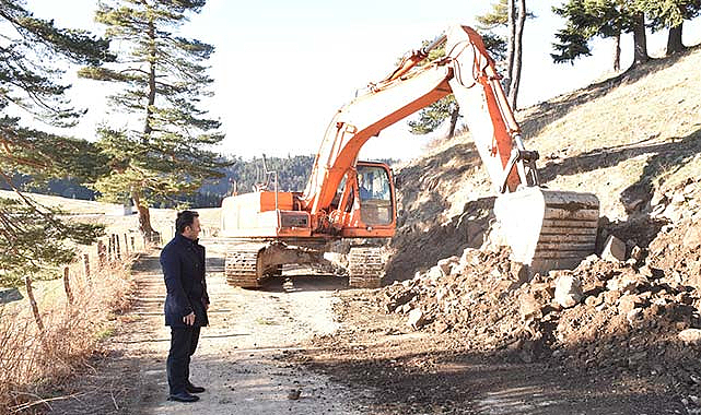 Samsun'da Yakakent Belediyesi yol iyileştirme çalışmalarına devam ediyor