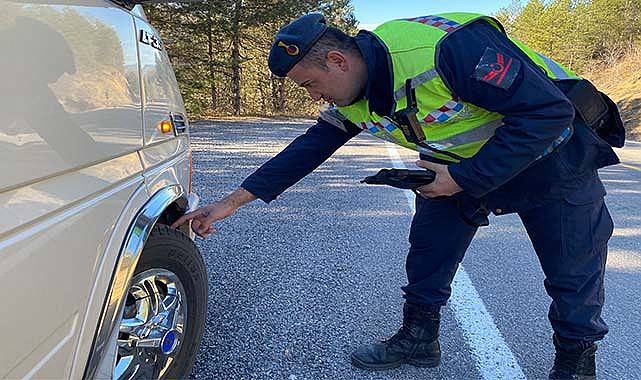Samsun Kavak'ta kış lastiği denetimi
