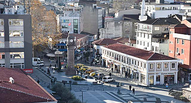 Samsun'un yenilenen cazibe noktası: Saathane Meydanı!