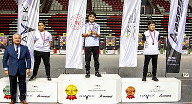 Samsunlu sporcu okçulukta rekor kırdı