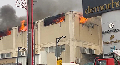 Tekstil fabrikasında yangın