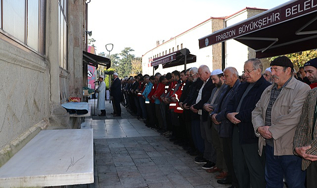 Trafik kazası sonucu ölen UMKE personelinin cenazesi defnedildi