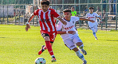 Samsunspor U16 Trabzon'dan üzgün döndü