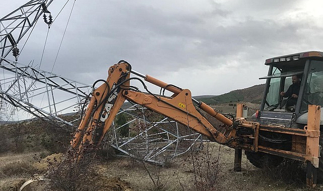 YEDAŞ fırtınanın izlerini siliyor
