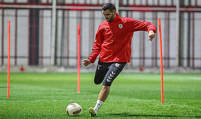 Yılport Samsunspor'da stoper rekabeti!
