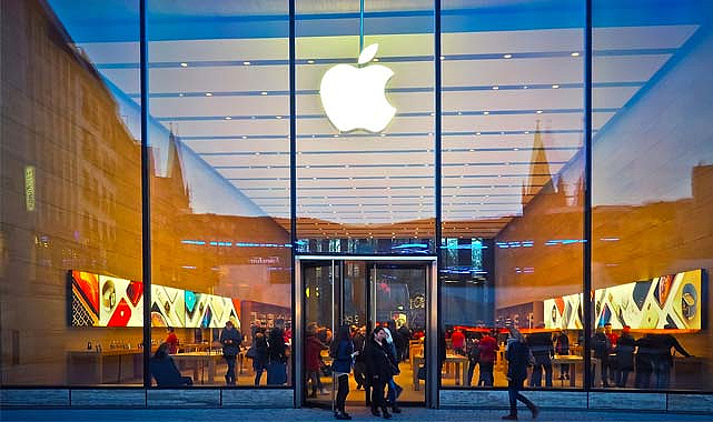 Apple yavaşlatma itirafının bedelini 500 milyon dolarla ödedi
