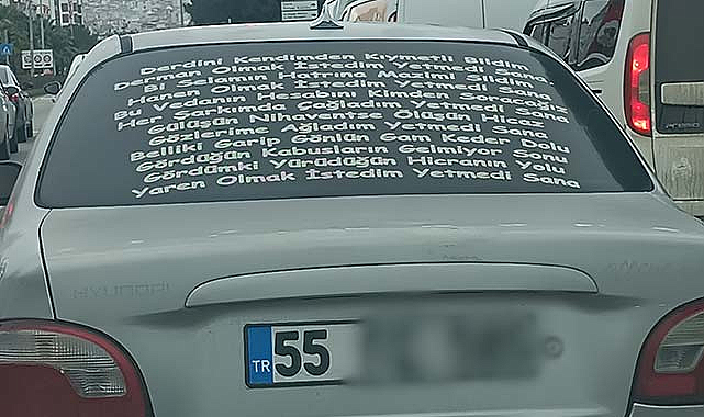 Araba arkası yazılarıyla dolu Samsun trafiği