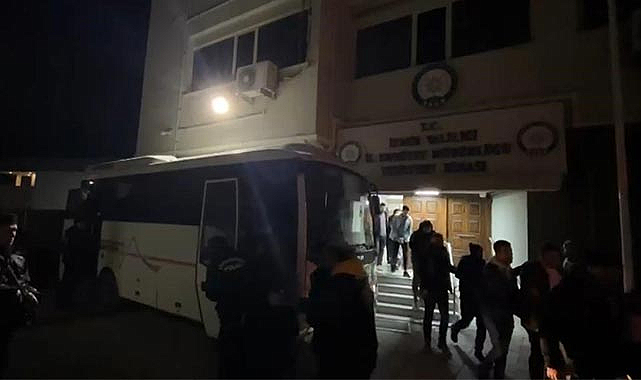 Araç kiralama sitelerinin sahtesini yaparak 111 bin TL dolandırmışlar