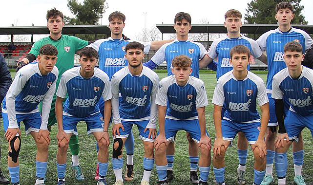 Atakum Belediyespor ligi lider tamamladı