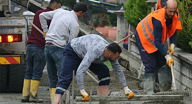 Atakum’da yol çalışmaları son hız devam ediyor