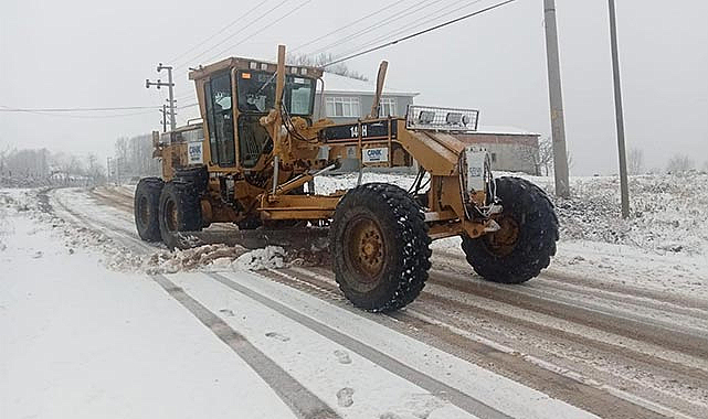 Canik’te ekiplerden karla mücadele