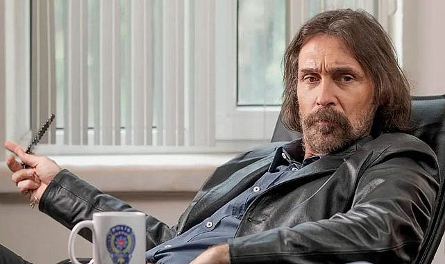 CHP'nin Etimesgut adayı oyuncu Erdal Beşikçioğlu oldu