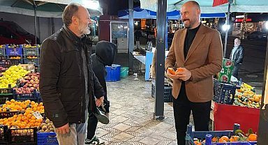 Hasan Togar yeni yıla esnafla birlikte girdi