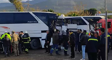 İşçi servisleri kaza yaptı! Çok sayda yaralı