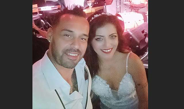 İzmir'de korkunç cinayet: Kocasını kalbinden bıçakladı!