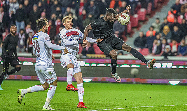 Marius’a 1111. gol plaketi