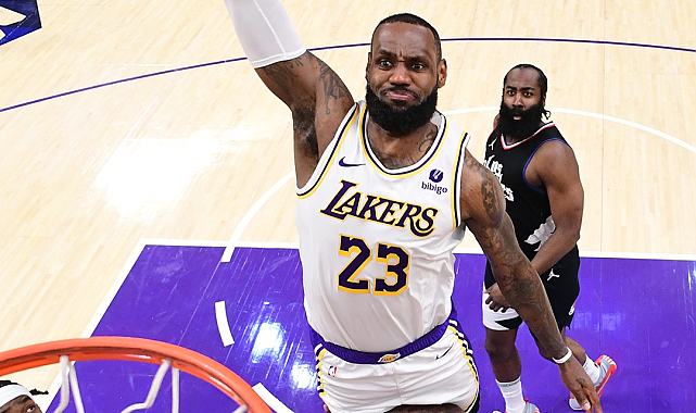 NBA'de Los Angeles derbisinde kazanan Lakers