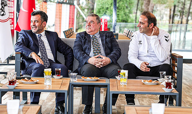 Samsun Büyükşehir Adayı Halit Doğan Samsunspor'u ziyaret etti