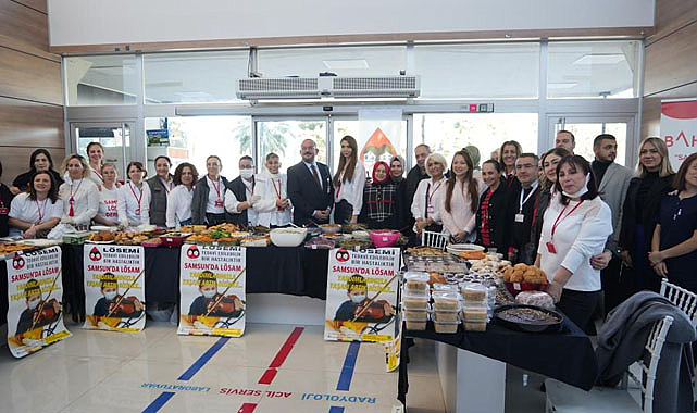 Samsun'da hastanede hayır çarşısı etkinliği düzenlendi