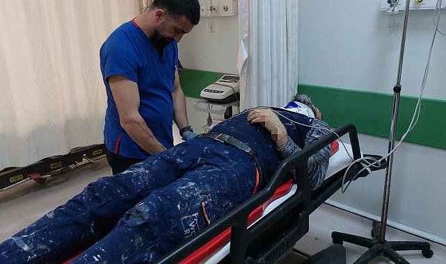 Samsun'da inşaat iskelesi çöktü! Hastanelik oldu