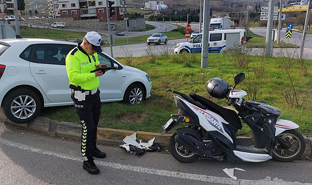 Samsun'da otomobil ile motosiklet çarpıştı! Yaralılar var