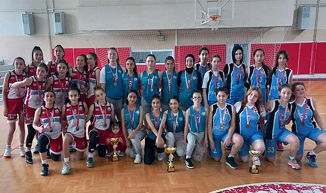 Samsun'da şampiyon Canik Uludağ