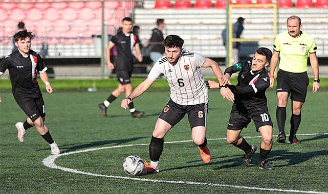 Samsun'da Turgut Özal Yurdu şampiyonluk için grup maçlarına hazır