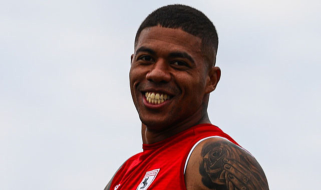 Samsunspor’da 2023’ün kralı Douglas Tanque