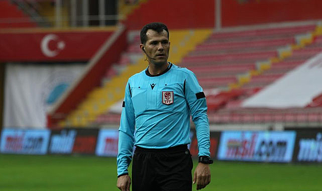 Samsunspor maçının hakemi Burak Şeker oldu
