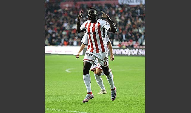 Samsunsporlu Marius'un vole şöleni: En güzel goller listesinde 3. sırada!