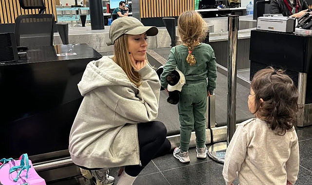 Sinem Kobal ailesiyle tatile çıktı!