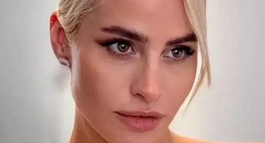 Ünlü oyuncu Büşra Pekin, estetik değişimine bir yenisi ekledi